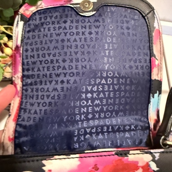 KATE SPADE Laurel Way Carsen Crossbody Bag black Multi Floral Leather WKRU4141 - Picture 4 of 9